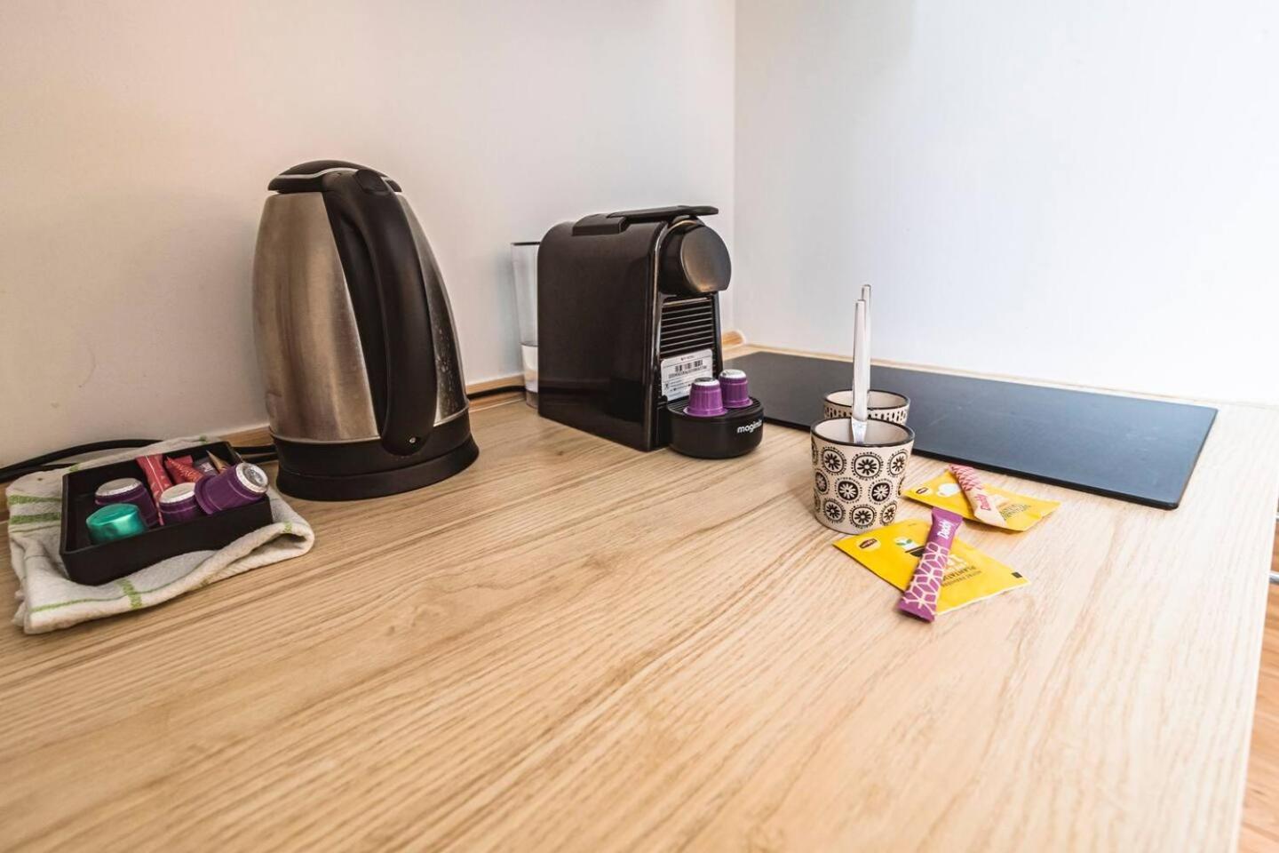 Pink, Appartement En Plein Coeur De Remeš Exteriér fotografie